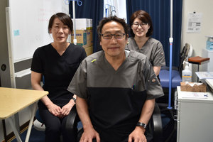 DXでタイムラグを減らし情報の同時共有を実現。「いやしのもりクリニック」のオンライン薬剤師