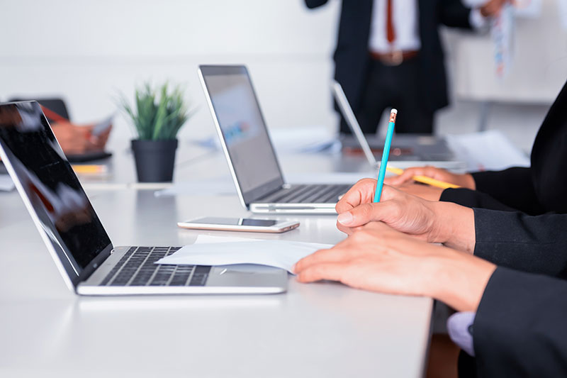 安定に退屈、将来が予測できることに幻滅