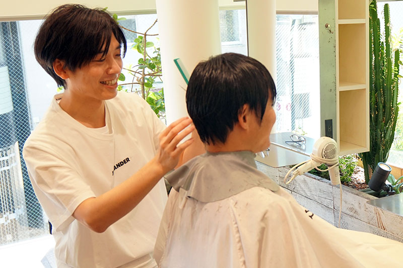 美容業界に「経営」と「チームワーク」を取り入れる