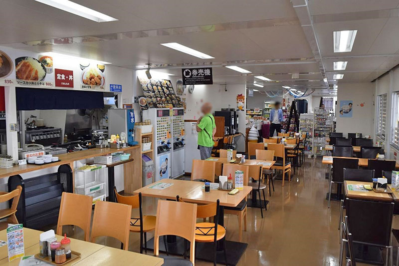 フードコートあった