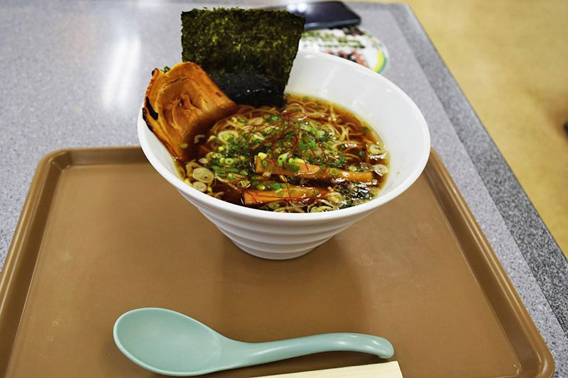 醤油ラーメン650円