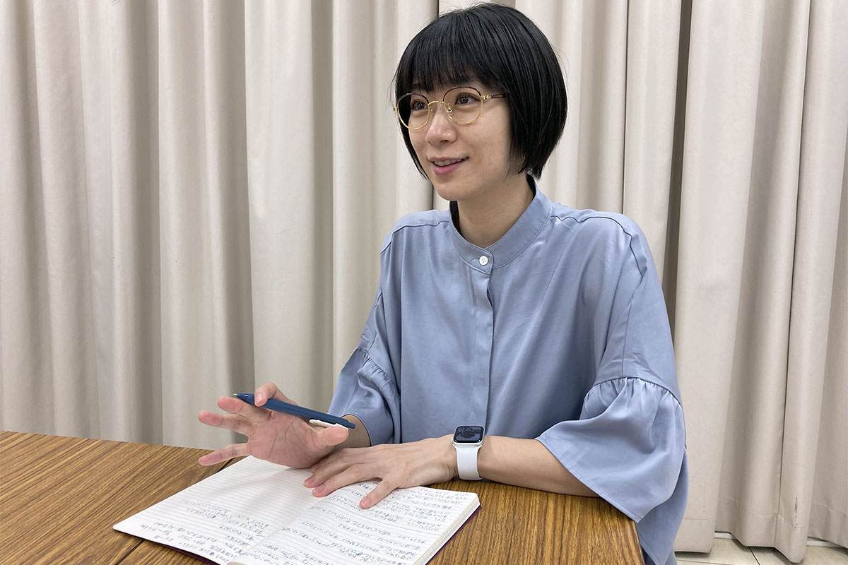 杜野さんに時東さんが取材