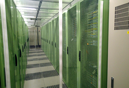 データセンター内上