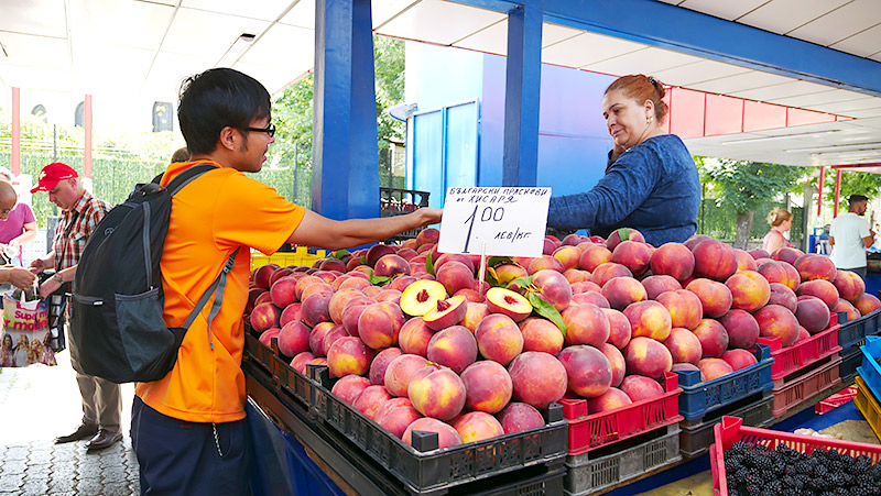 モモを買って、
