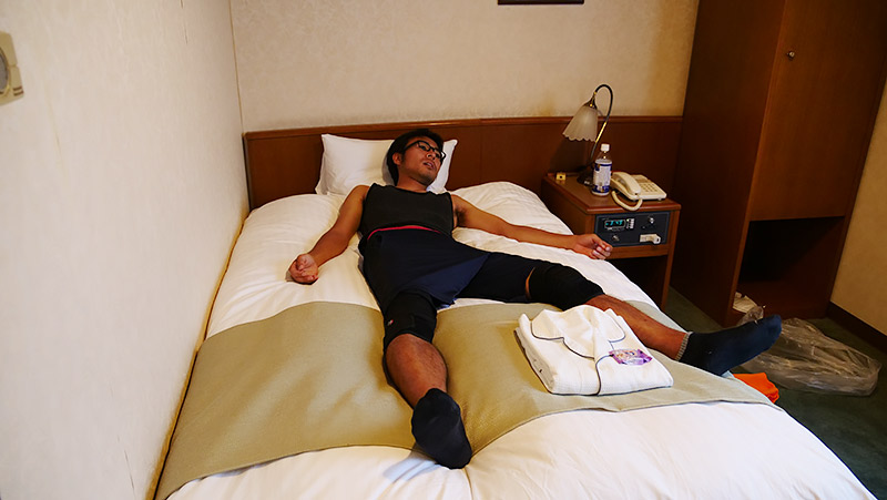 マラソンの後。やっぱりベッドの上だった