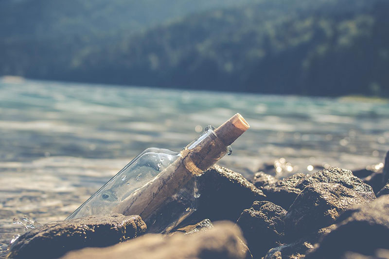 ボトルメールの画像