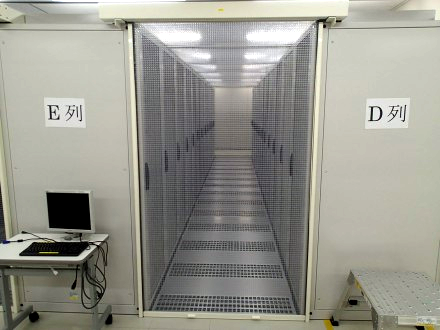 データセンター内下